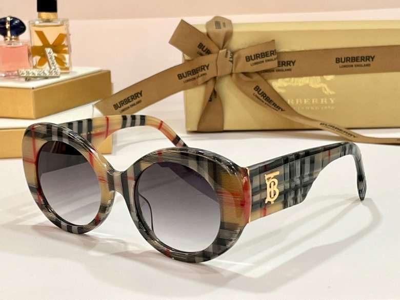 Picture of Burberry Sunglasses _SKUfw54112202fw